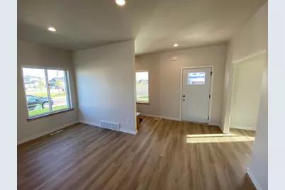 110 19th Street NE, Barnesville, MN 56514 - Photo 9