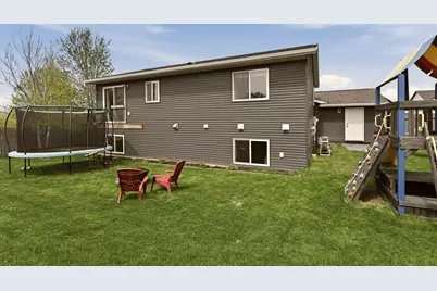 635 Strafford Drive, Zumbrota, MN 55992 - Photo 15