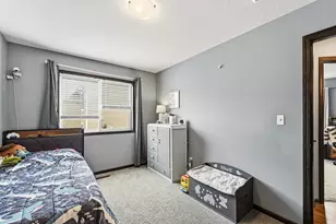 635 Strafford Dr, Zumbrota, MN 55992 - Photo 17
