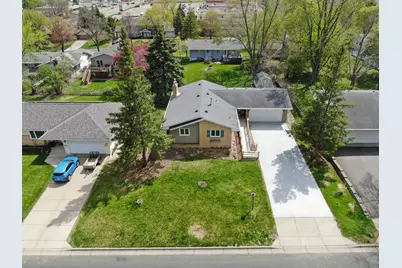 7925 29th Avenue N, New Hope, MN 55427 - Photo 5