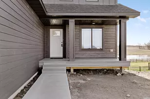 470 Sea Wing Blvd, Prescott, WI 54021 - Photo 5
