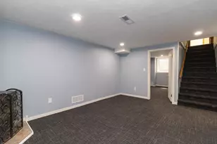2065 William St, Roseville, MN 55113 - Photo 23