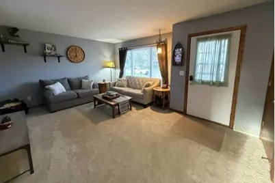 608 S Donnelly Avenue, Litchfield, MN 55355 - Photo 13