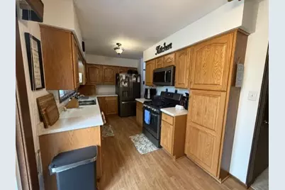 608 S Donnelly Avenue, Litchfield, MN 55355 - Photo 3