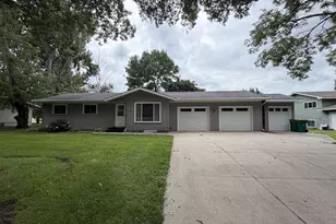 608 S Donnelly Ave, Litchfield, MN 55355 - Photo 1