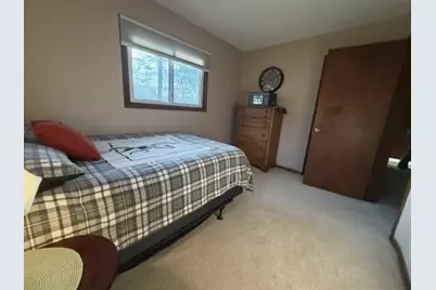 608 S Donnelly Avenue, Litchfield, MN 55355 - Photo 11