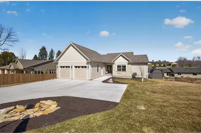 428 8th Street SW, Pine Island, MN 55963 - Photo 3