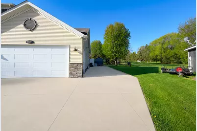 609 20th Avenue N, Sartell, MN 56377 - Photo 3