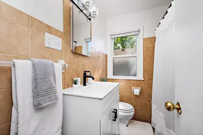 1081 Lawson Avenue E, Saint Paul, MN 55106 - Photo 9