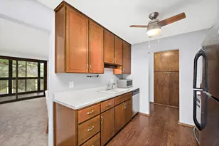 4380 Brookside Ct, Edina, MN 55436 - Photo 11