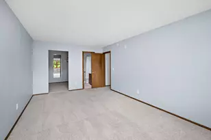 4380 Brookside Ct, Edina, MN 55436 - Photo 17