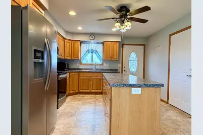 105 8th St S, Hoffman, MN 56339 - Photo 3