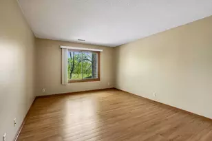 3801 W 98th St, Bloomington, MN 55431 - Photo 17