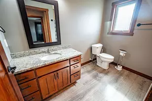 300 Cedar St, Baldwin, WI 54002 - Photo 9
