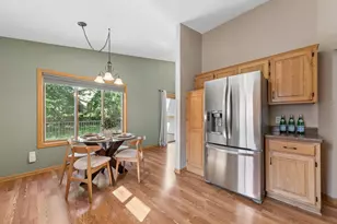 20704 Jaguar Ave, Lakeville, MN 55044 - Photo 7