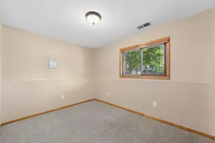 20704 Jaguar Ave, Lakeville, MN 55044 - Photo 15