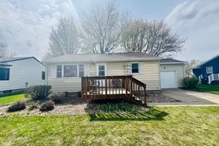 2936 Queen Ave, Slayton, MN 56172 - Photo 1