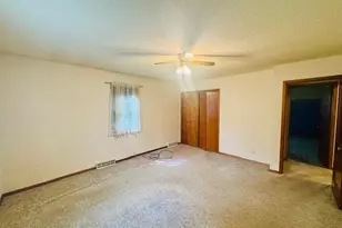 2936 Queen Ave, Slayton, MN 56172 - Photo 9