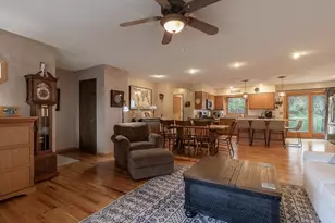 35425 Shakpays Cove Rd, Kasota, MN 56050 - Photo 7