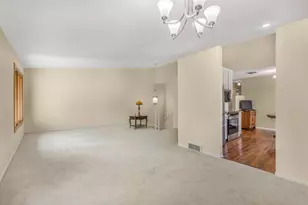 6332 Pheasant Ct, Edina, MN 55436 - Photo 3