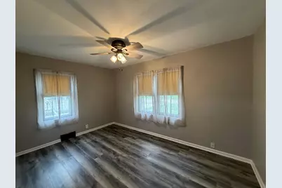 708 S Donaldson Street, Luverne, MN 56156 - Photo 11
