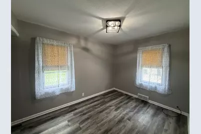 708 S Donaldson Street, Luverne, MN 56156 - Photo 15