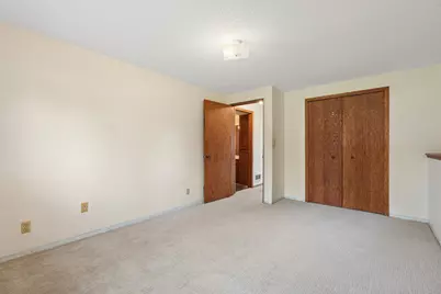 703 Cope Avenue W, Roseville, MN 55113 - Photo 21