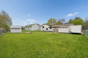 703 Cope Ave W, Roseville, MN 55113 - Photo 3