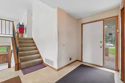 703 Cope Avenue W, Roseville, MN 55113 - Photo 7
