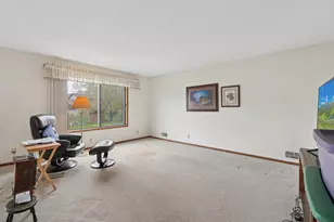 703 Cope Ave W, Roseville, MN 55113 - Photo 15