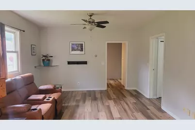 203 N Monroe Street, Minneota, MN 56264 - Photo 5