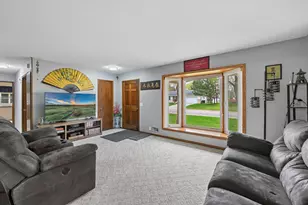 106 Garden Rd NE, Hutchinson, MN 55350 - Photo 3