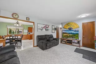 106 Garden Rd NE, Hutchinson, MN 55350 - Photo 5