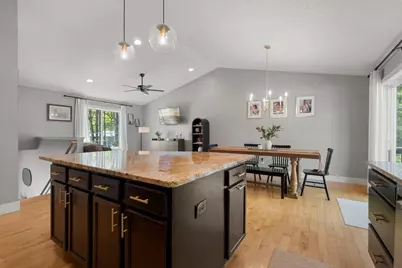 10800 Harrison Avenue S, Bloomington, MN 55437 - Photo 11