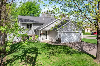10800 Harrison Avenue S, Bloomington, MN 55437 - Photo 3