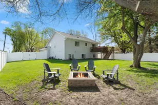 10800 Harrison Ave S, Bloomington, MN 55437 - Photo 27
