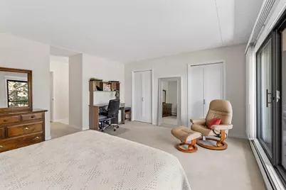 2485 Londin Lane E #423, Maplewood, MN 55119 - Photo 37