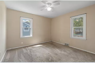5237 Jersey Avenue N, Crystal, MN 55428 - Photo 11