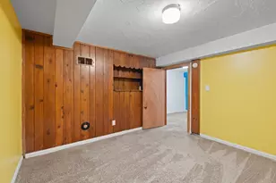 5237 Jersey Ave N, Crystal, MN 55428 - Photo 21