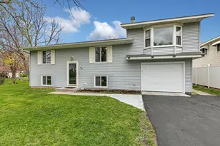 910 38th Ave N, Saint Cloud, MN 56303 - Photo 1