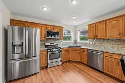 4909 Rusten Rd, Eagan, MN 55122 - Photo 15