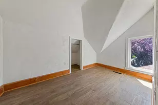 272 W Tyrone St, Le Center, MN 56057 - Photo 17