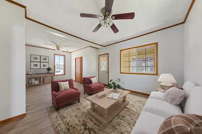 272 W Tyrone Street, Le Center, MN 56057 - Photo 5
