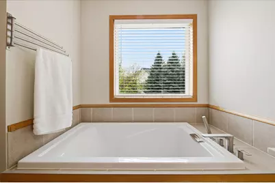 17795 Idawood Path, Lakeville, MN 55044 - Photo 15