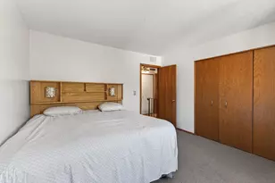 4505 Orchid Cir, Plymouth, MN 55446 - Photo 23