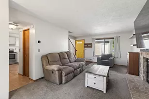 4505 Orchid Cir, Plymouth, MN 55446 - Photo 7