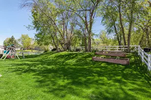 3790 Yellowstone Ln N, Plymouth, MN 55446 - Photo 3
