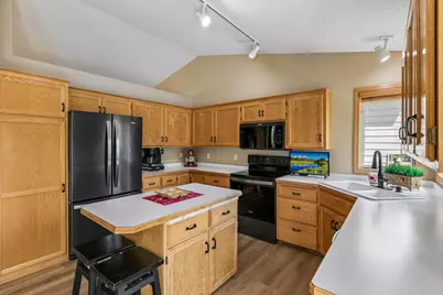 2509 Edinbrook Terrace, Brooklyn Park, MN 55443 - Photo 11
