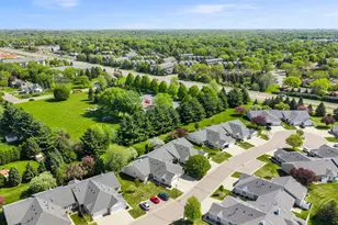 14523 Eureka Ct, Apple Valley, MN 55124 - Photo 3