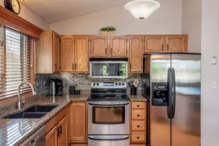 1372 Granite Ln N, Oakdale, MN 55128 - Photo 11